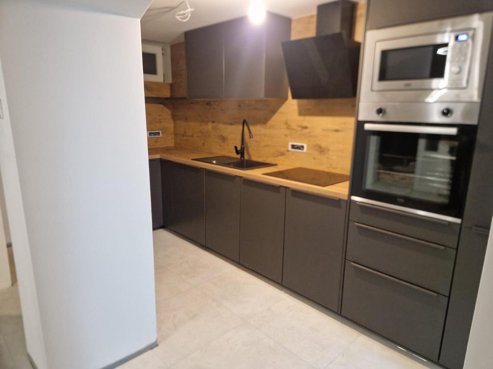 Beachfront House Ivana With Pool - Renovated 2025 سيساريكا المظهر الخارجي الصورة
